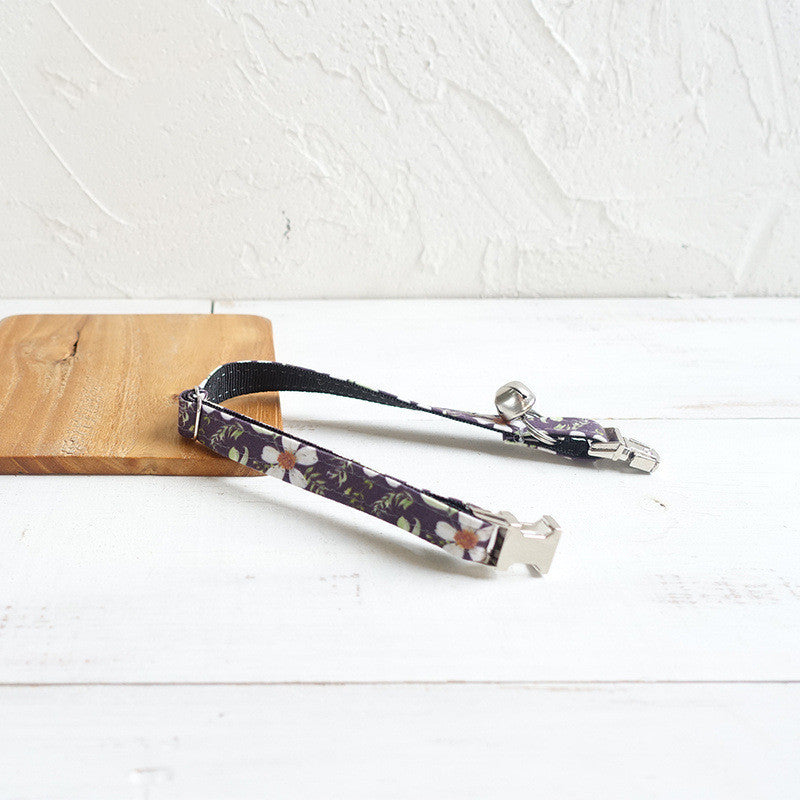 Flower Pattern adjustable pet collar (Purple)